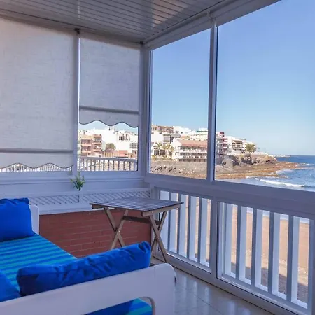 Clara Rosa Beach House Apartment Telde